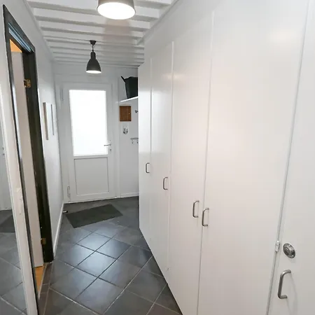 Διαμέρισμα Paen I Stueplan Til 4 Sj3103 *